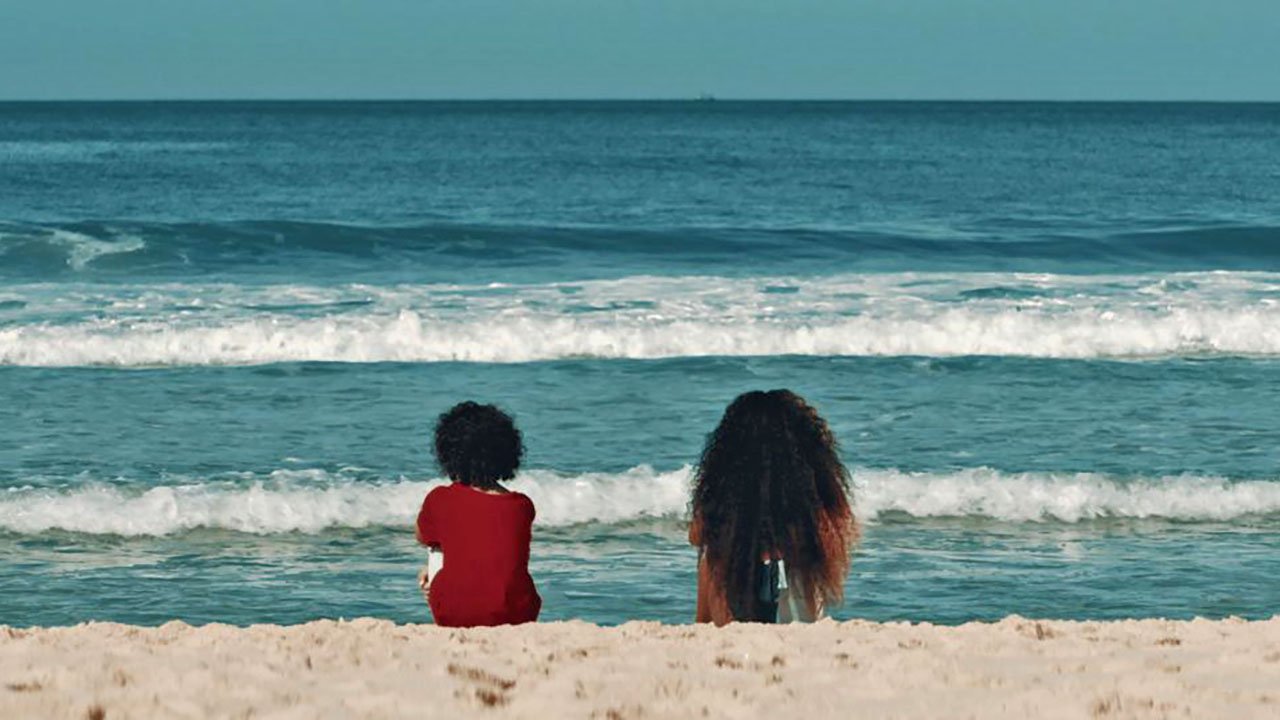 A Menina e o Mar A Menina e o Mar