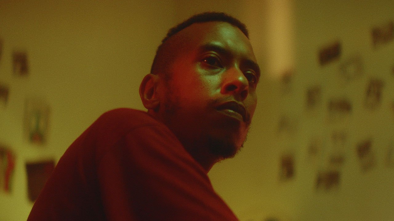 Ninguém lhe Estenderá a Mão Ninguém lhe Estenderá a Mão