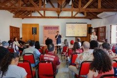 2025-07-31-seminario-mesa-narrativas-desafios-8