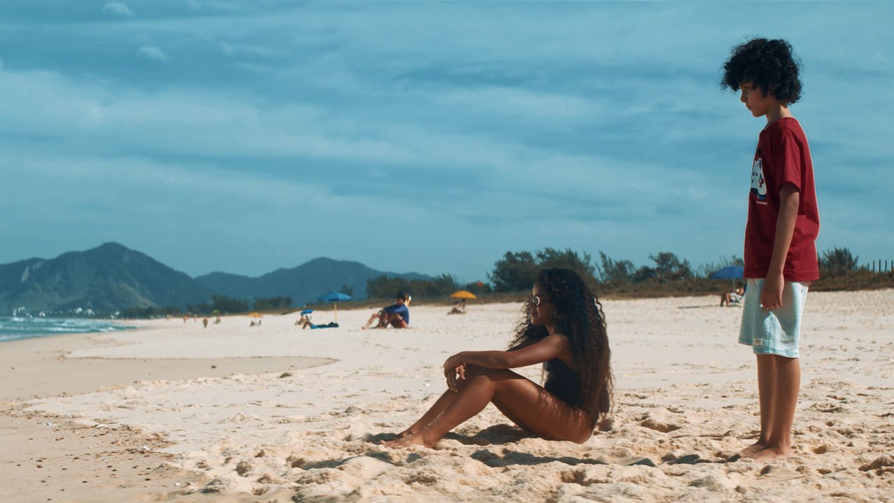 A Menina e o Mar A Menina e o Mar
