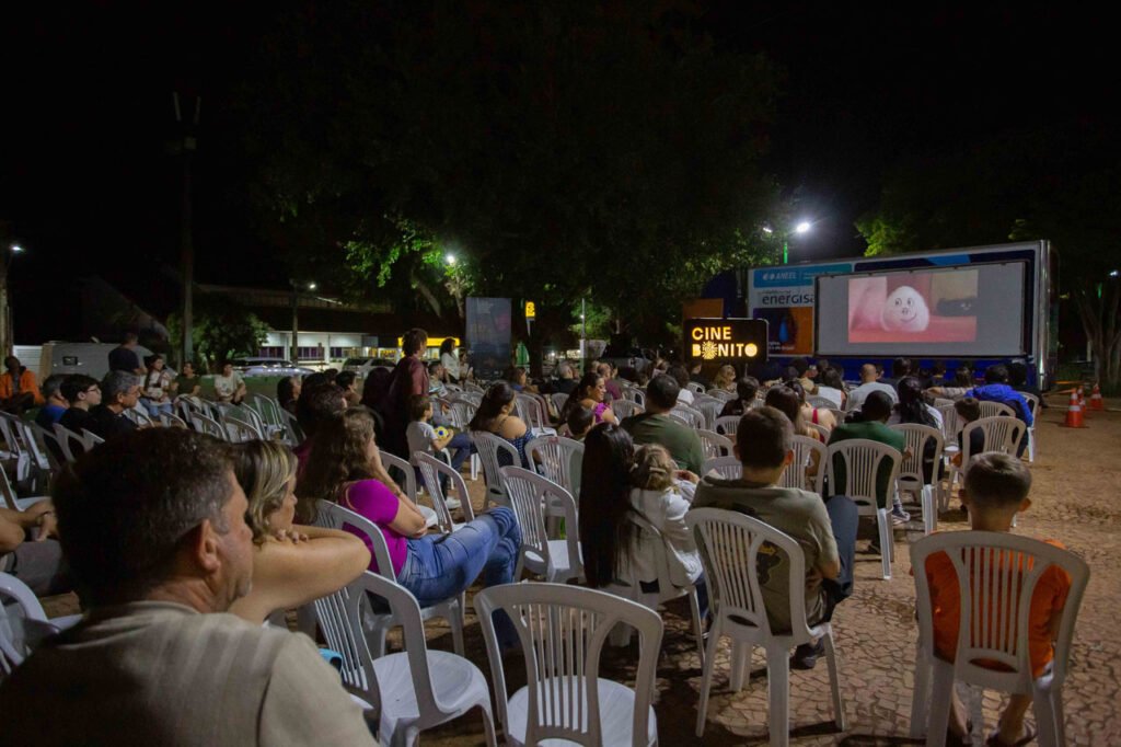 Confira as fotos do Cine Bonito na Praça da Liberdade (27/07)