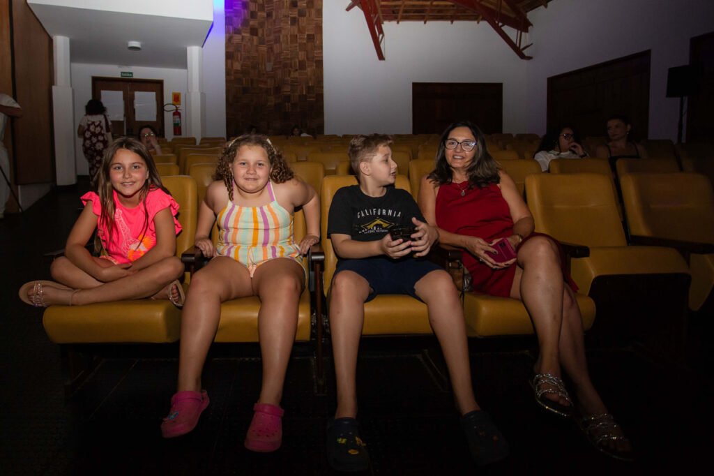 Confira as fotos da Sessão Infantojuvenil (27/07)