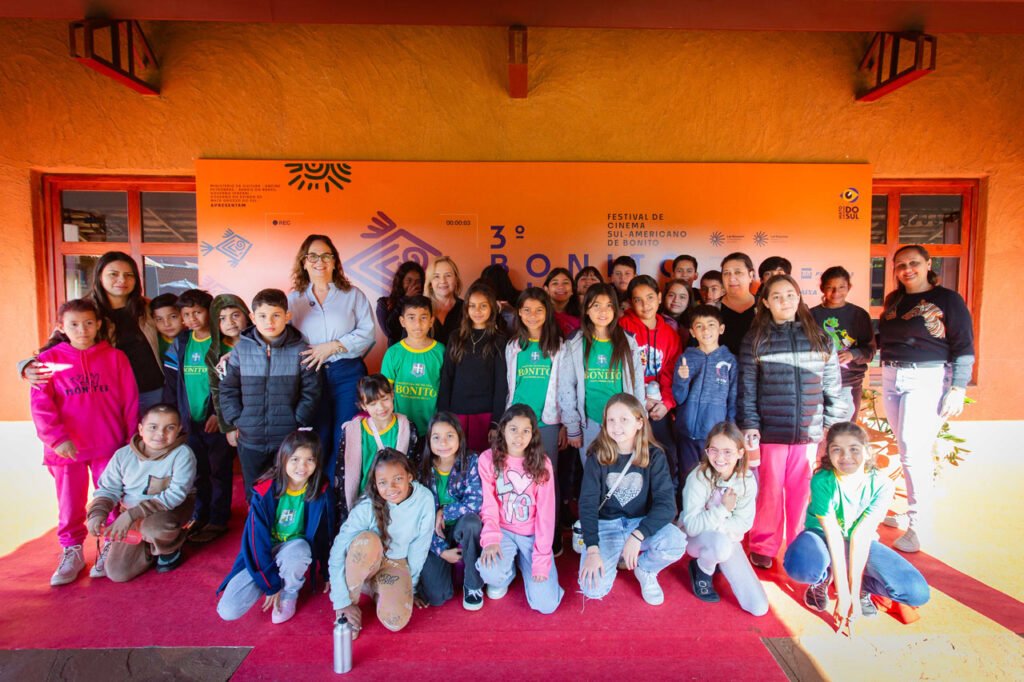 Confira as fotos da Mostra Comunidade e Sessão Infantojuvenil (01/08)