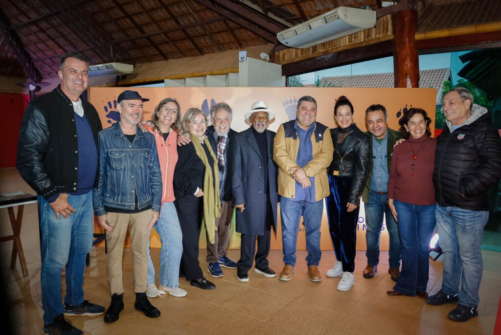 Personalidades do audiovisual ganham homenagem inédita no 2º Bonito CineSur Personalidades do audiovisual ganham homenagem inédita no 2º Bonito CineSur