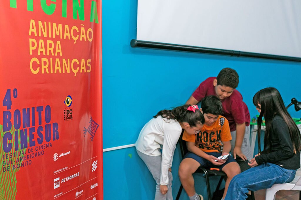 Galeria de Fotos - Dia 8 (31/07) - Oficina Animação
